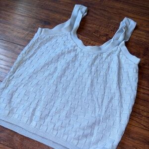 A&F crop tank size S